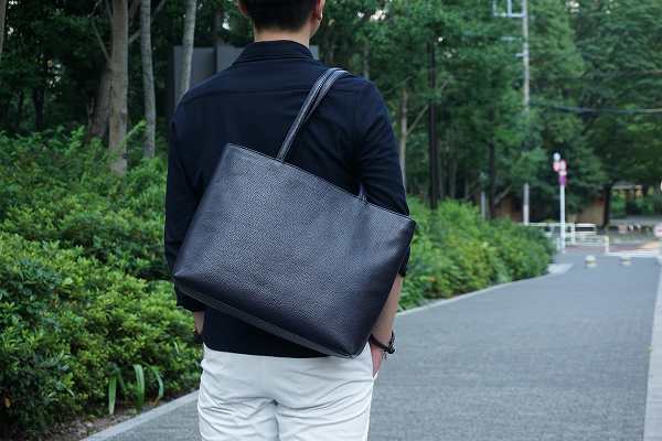 限定品】 ハッシュタグ 本革トートバッグ ecousarecycling.com